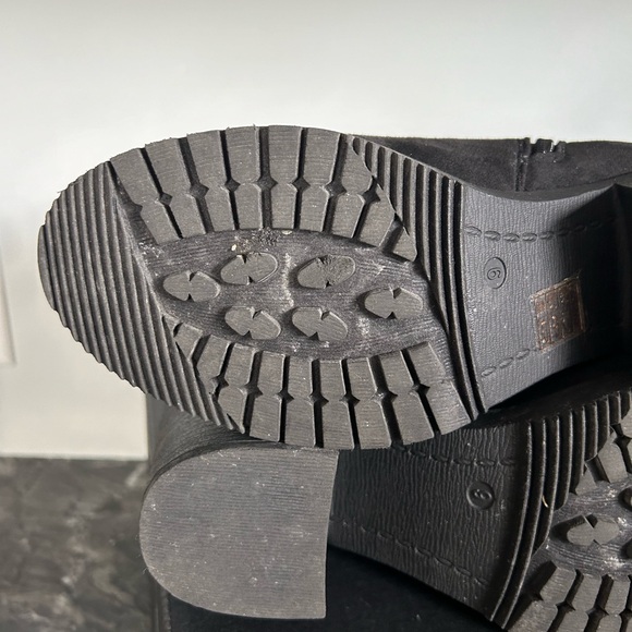 Dream Paris Chunky Heel Ankle Boot - Size 9 - Picture 8 of 15